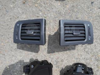 Решетка вентиляционная боковая Nissan X-Trail