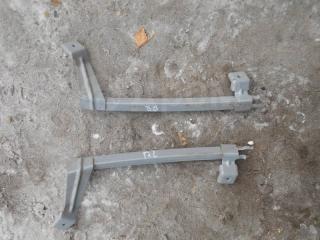 Направляющая стекла двери задняя Nissan X-Trail