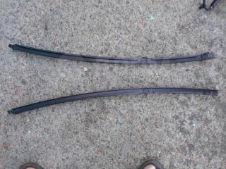 Направляющая стекла двери задняя Suzuki Escudo