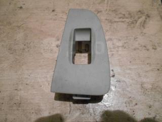 Запчасть накладка кнопки стеклоподьемника Toyota Avensis 2002-2009