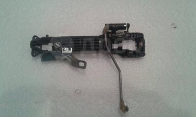 Крепление ручки двери переднее правое Toyota Corolla Spacio 2006