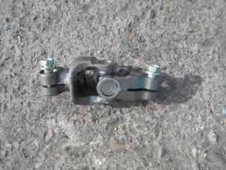 Рулевой карданчик Toyota Corolla Axio ноябрь 2017 Б/У Рулевой карданчик Toyota Corolla Axio ноябрь 2017