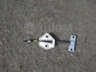 Замок тросиков ручного тормоза Toyota Allion