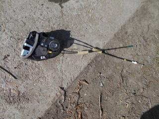 Запчасть замок двери задний правый Toyota Corolla Axio ноябрь 2017