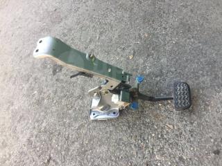 Запчасть педаль тормоза Toyota Noah