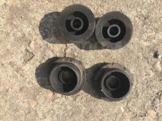 Запчасть подушка радиатора Toyota Noah