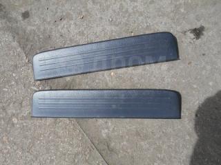 Запчасть накладка порога задняя Toyota Allion