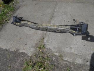 Панель под решетку дворников Toyota RAV4 Б/У Панель под решетку дворников Toyota RAV4