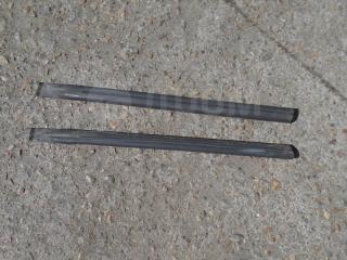 Запчасть уплотнитель между дверей вертикальный Toyota RAV4