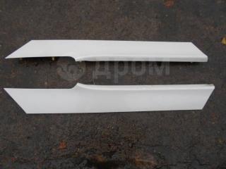 Накладка крыла задняя правая Toyota Noah Б/У Накладка крыла задняя правая Toyota Noah