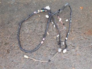 Проводка двери багажника Toyota Noah Б/У Проводка двери багажника Toyota Noah