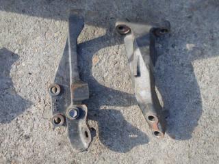 Кронштейн раздаточной коробки Toyota