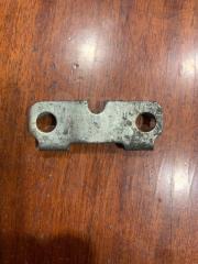 Запчасть замок ручного тормоза Toyota RAV4