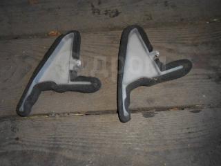 Запчасть направляющая крыла передняя Toyota Corolla Fielder