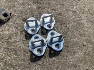 Запчасть петля замка двери Toyota Corolla Axio ноябрь 2017