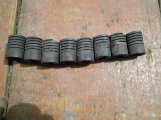 Запчасть отбойник капота Toyota Avensis