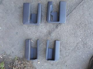 Запчасть крышка петли сиденья задняя Toyota RAV4