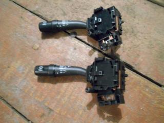 Запчасть переключатель дворников Toyota Avensis