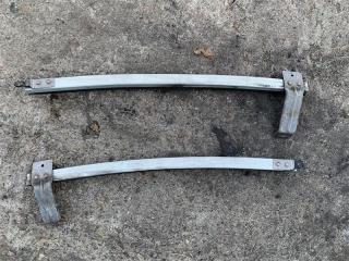 Направляющая стекла двери задняя Nissan Juke 2016