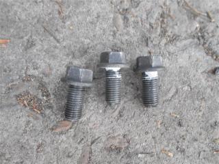 Болт кронштейна подушки двигателя передний Premio 2010 ZRT260 2ZRFAE