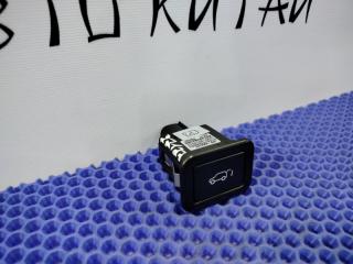 Кнопка открывания багажника UNI-K 2020-2024 Кнопка открывания багажника UNI-K 2020-2024
