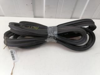 Запчасть уплотнитель багажника Subaru Legacy