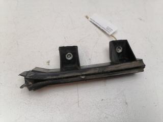 Запчасть направляющая стекла двери передняя правая Fiat Albea