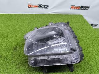 Фара ксеноновая левая Hyundai Staria