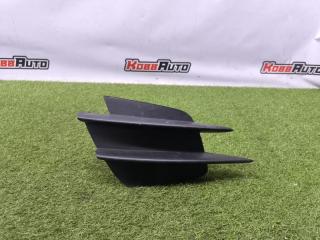 Запчасть накладка бампера передняя левая Mercedes C