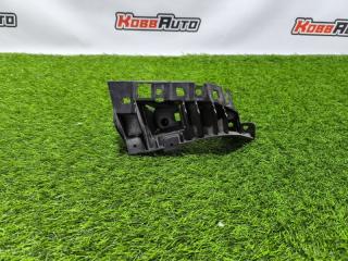 Кронштейн бампера передний левый Jeep Cherokee Б/У Кронштейн бампера передний левый Jeep Cherokee