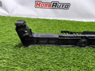 Кронштейн бампера задний Golf Кронштейн бампера задний Golf