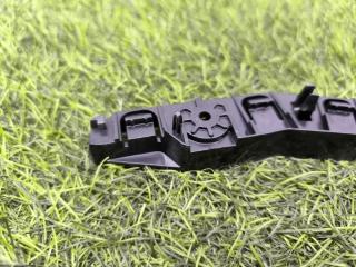 Кронштейн бампера передний правый Cherokee