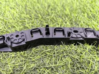 Кронштейн бампера передний правый Jeep Cherokee