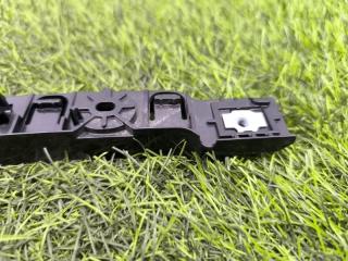 Кронштейн бампера передний правый Cherokee