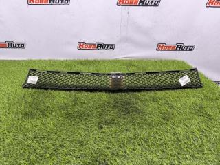 Решетка в бампер передняя Mercedes E