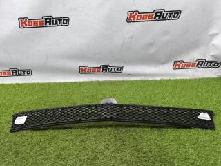 Решетка в бампер передняя Mercedes E