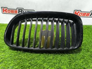 Решетка радиатора передняя левая BMW 5