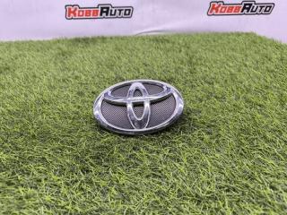 Запчасть эмблема Toyota Camry 2012-2017