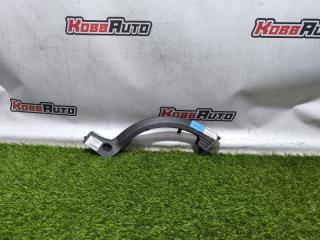 Запчасть накладка багажника Mercedes E