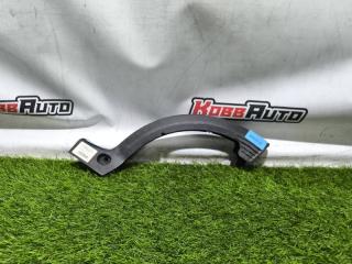 Запчасть накладка багажника Mercedes E