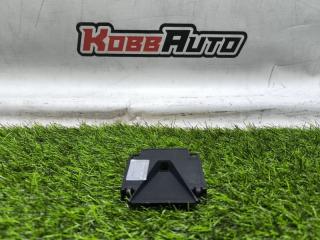 Запчасть фиксатор датчика дождя Genesis G90