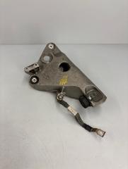 Кронштейн двигателя левый Bmw X5 2012