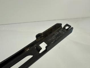 Поводок дворника правый 5 2006 E61 N52