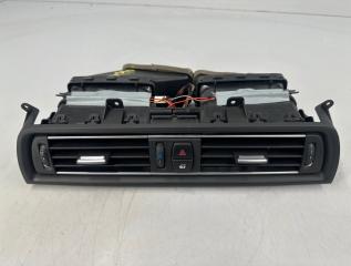 Воздуховод дефлектор торпеды центральный Bmw 6 2013