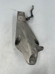 Кронштейн двигателя левый BMW X5