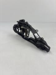 Кронштейн ручки двери задний левый BMW 7