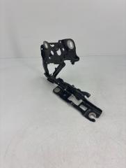 Петля капота правая BMW 7 2017