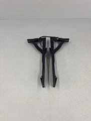 Петли капота BMW 5 2006 контрактная Петли капота BMW 5 2006