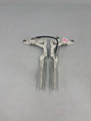 Петли капота BMW 3 2007 контрактная Петли капота BMW 3 2007