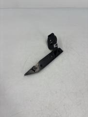 Кронштейн крыла правый BMW 3